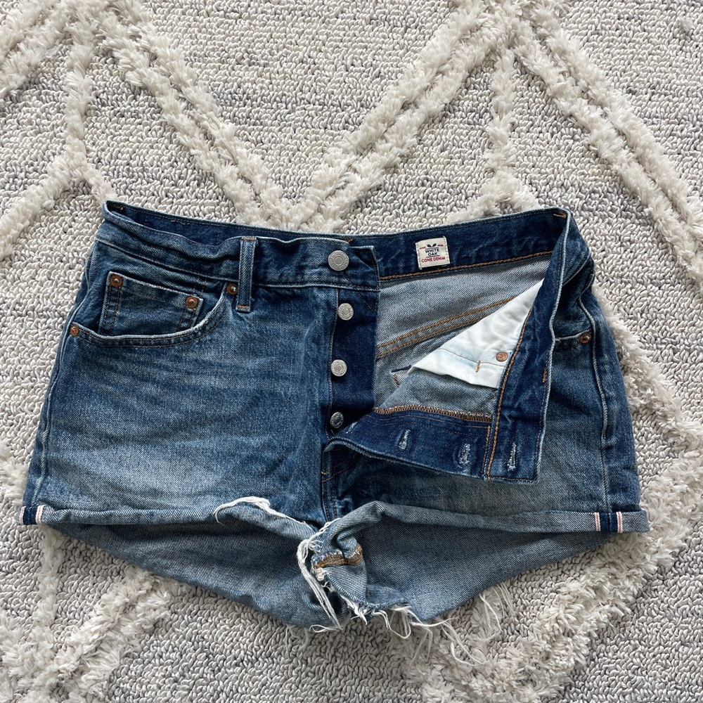 Vintage Levi cutoff 501 shorts